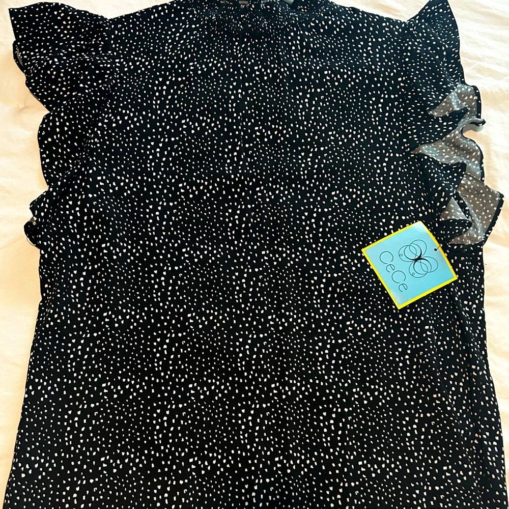 Size M Black & White Polka Dot top NWT